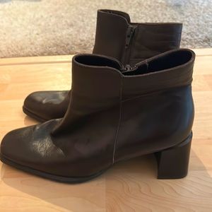 Size 8.5 black eco boots